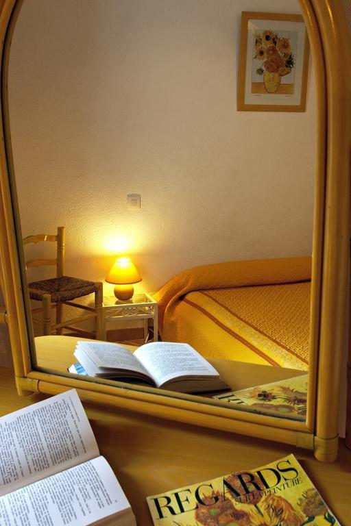 Moulin De Cornevis Bed And Breakfast Privas Quarto foto